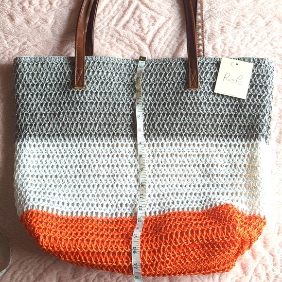 Last One in this Color! Crochet Shopper/Beach Tote - Picture 3 of 5